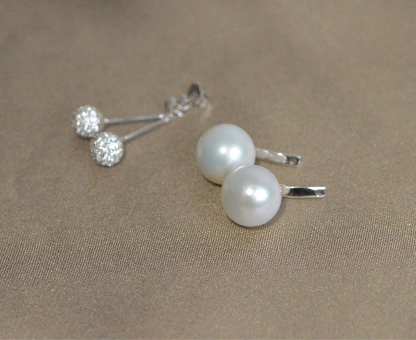 Freshwater Double Pearl Stud Earrings