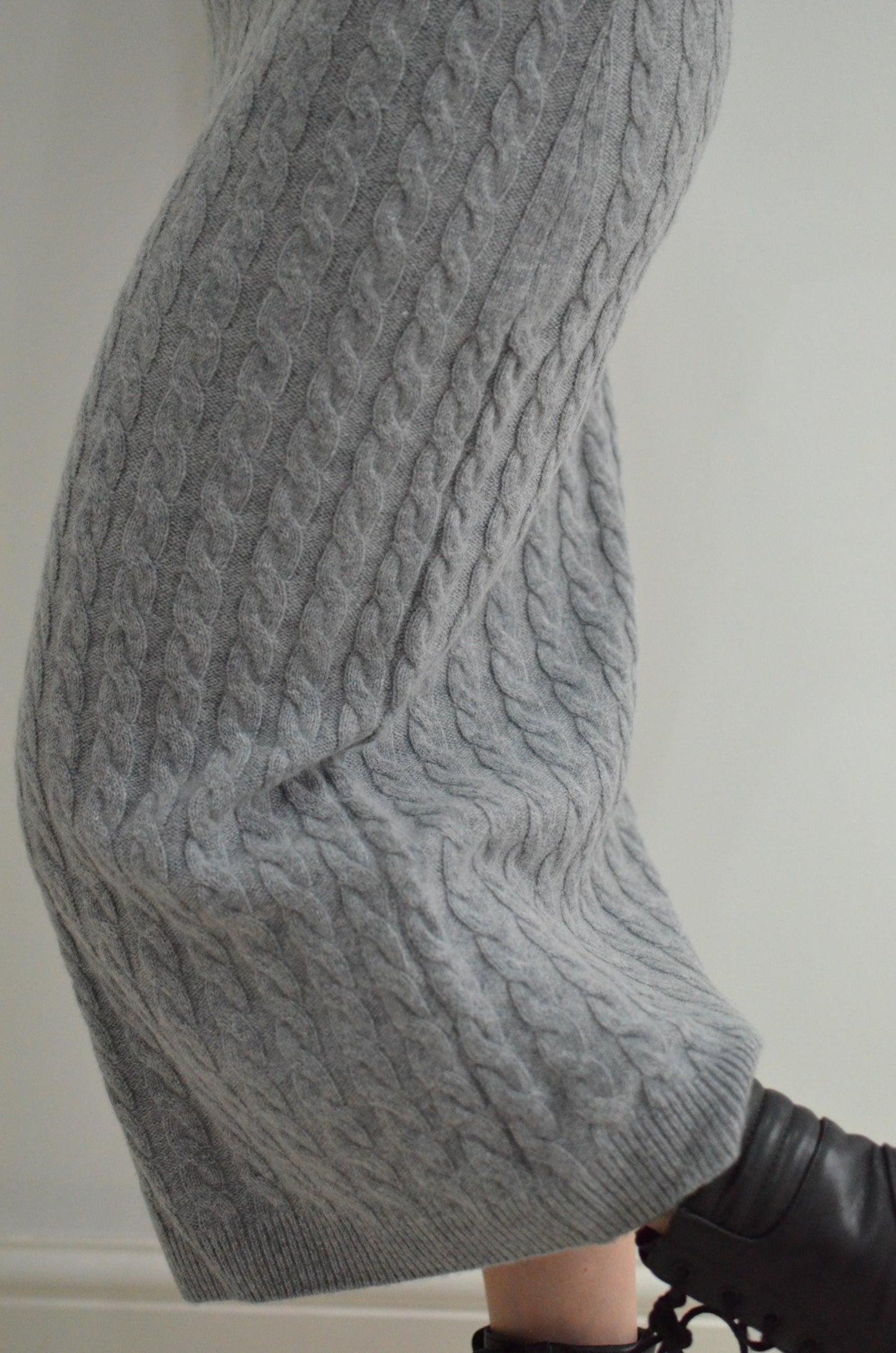 Cashmere Wool Blend Cable Knit Sweater and Pencil Skirt Set