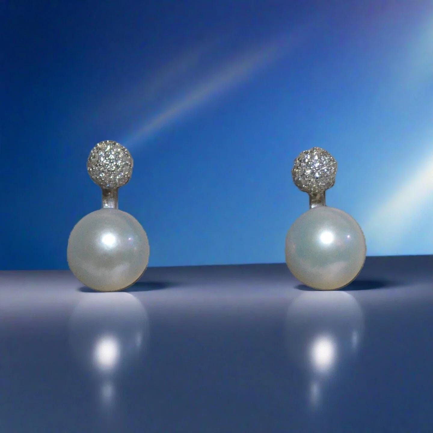 Freshwater Double Pearl Stud Earrings