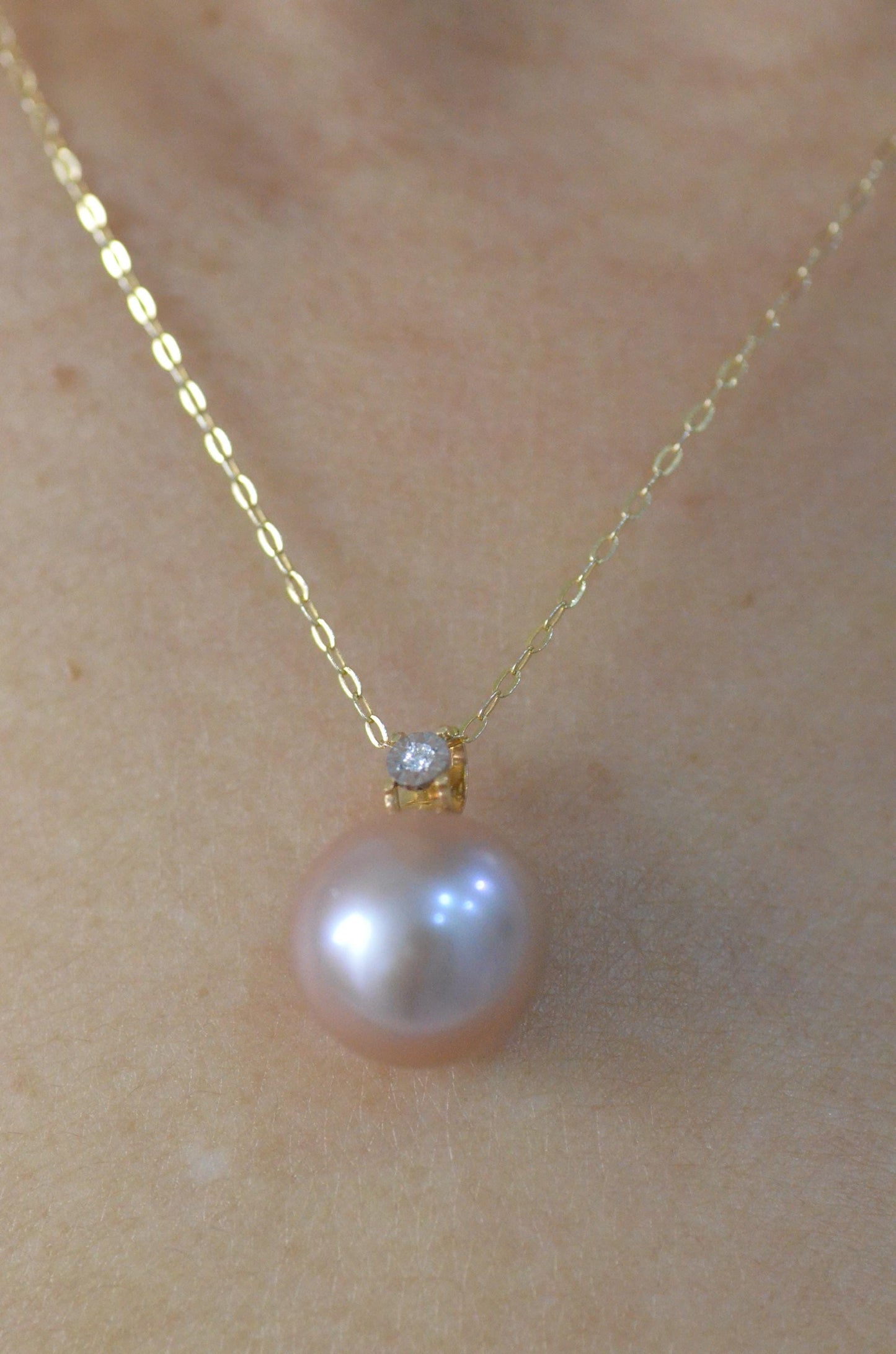 18K Gold Champagne Pink Pearl Pendant with Diamond Accent