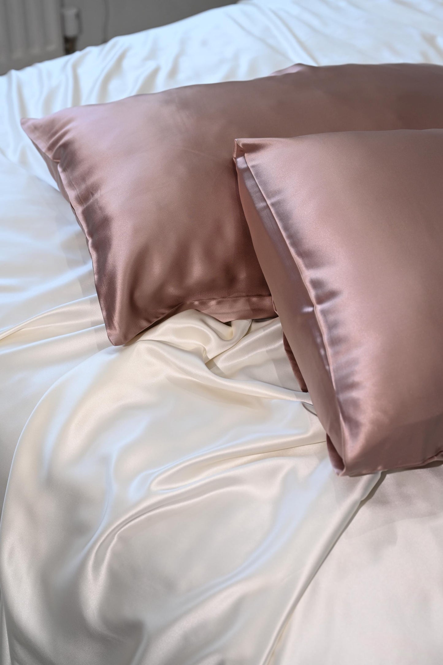 Two pieces Luxury Mulberry Silk Pillowcases Set 6A Grade 19momme
