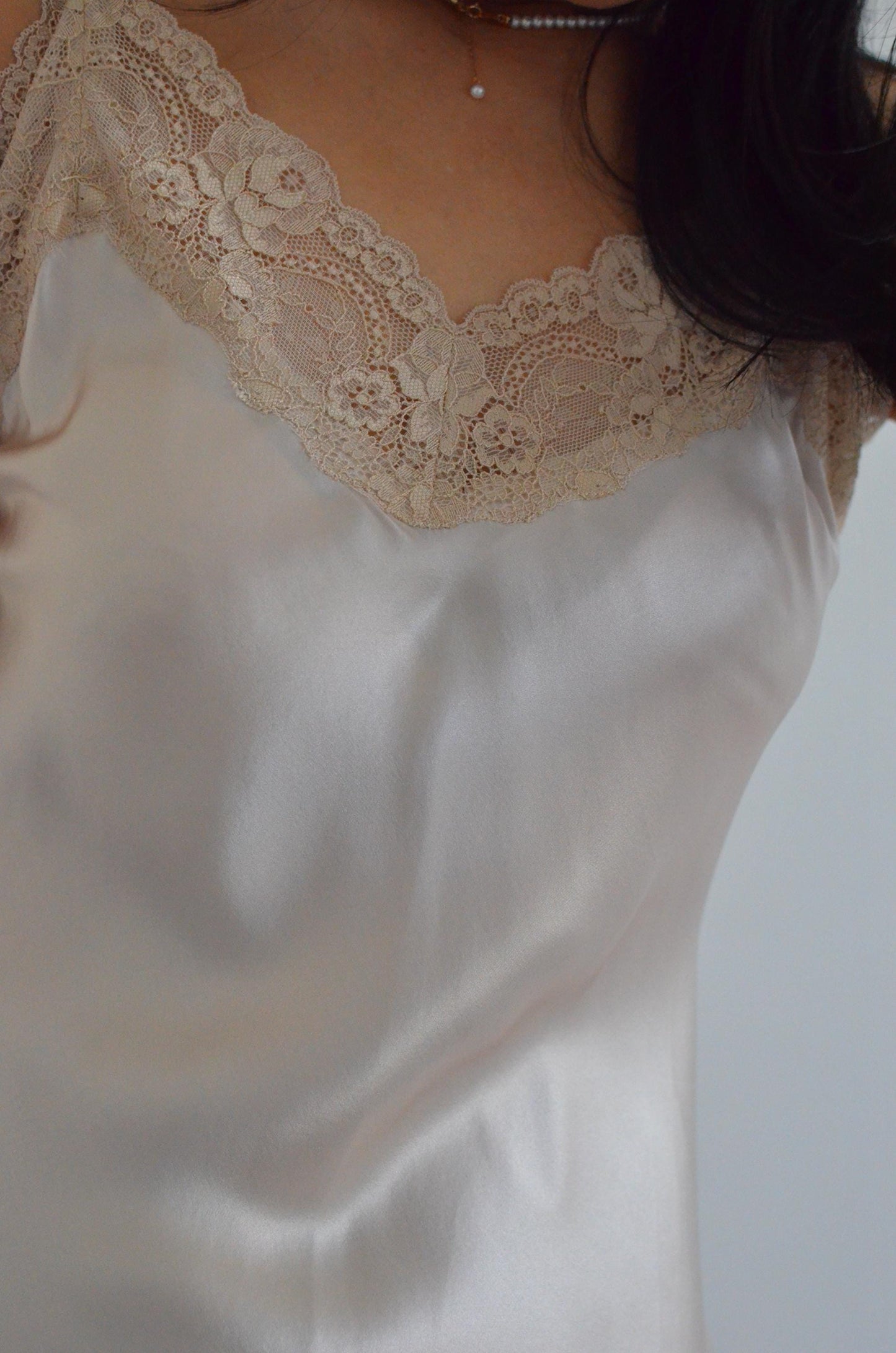 Champagne Silk Camisole with Nude Lace Trim 16Momme Mulberry Silk, V neck  cami dress , White black silk cami with  lace trim skirt