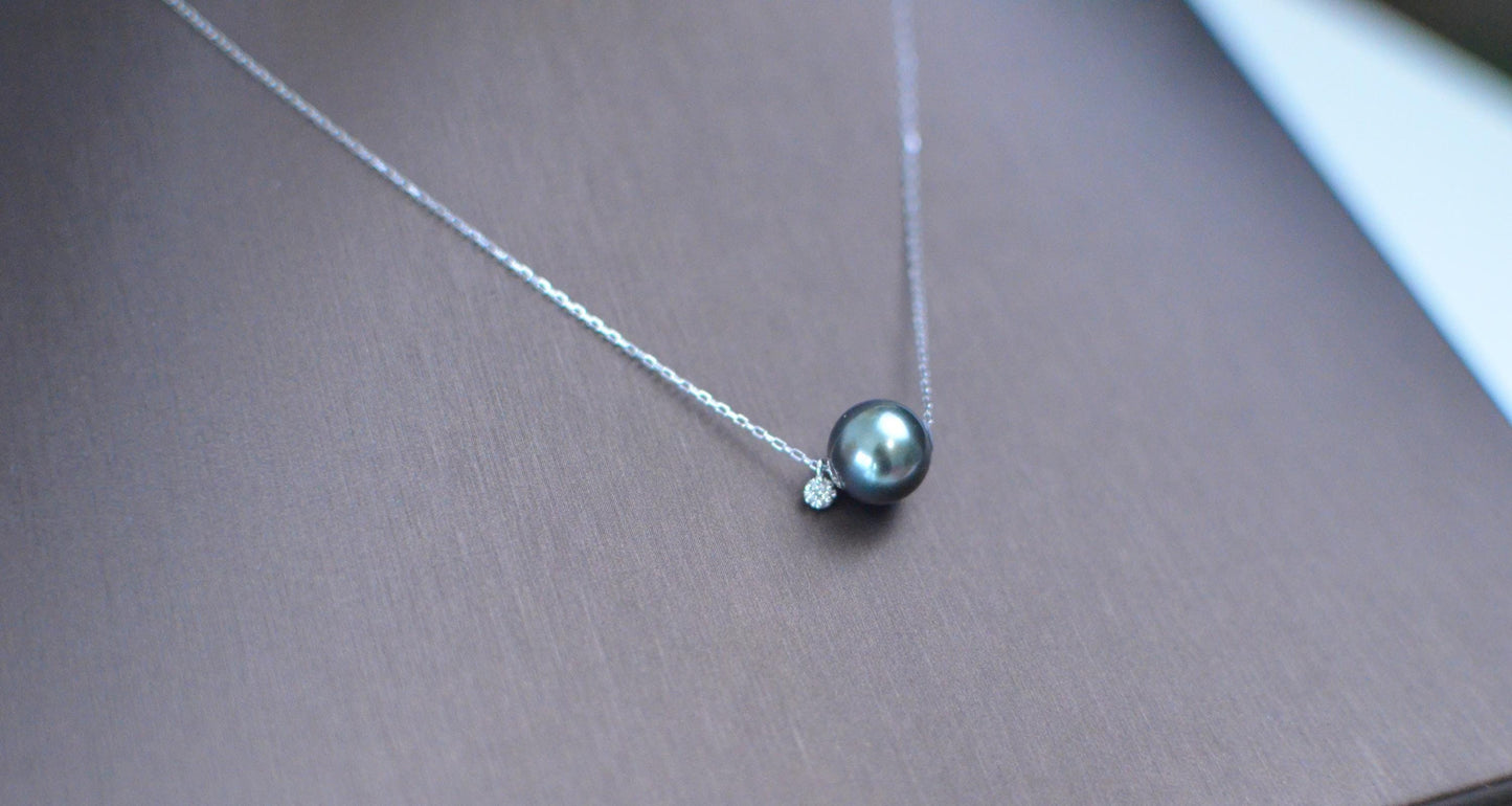 Tahitian Dark grey and green  Pearl Pendant with Diamond Accent