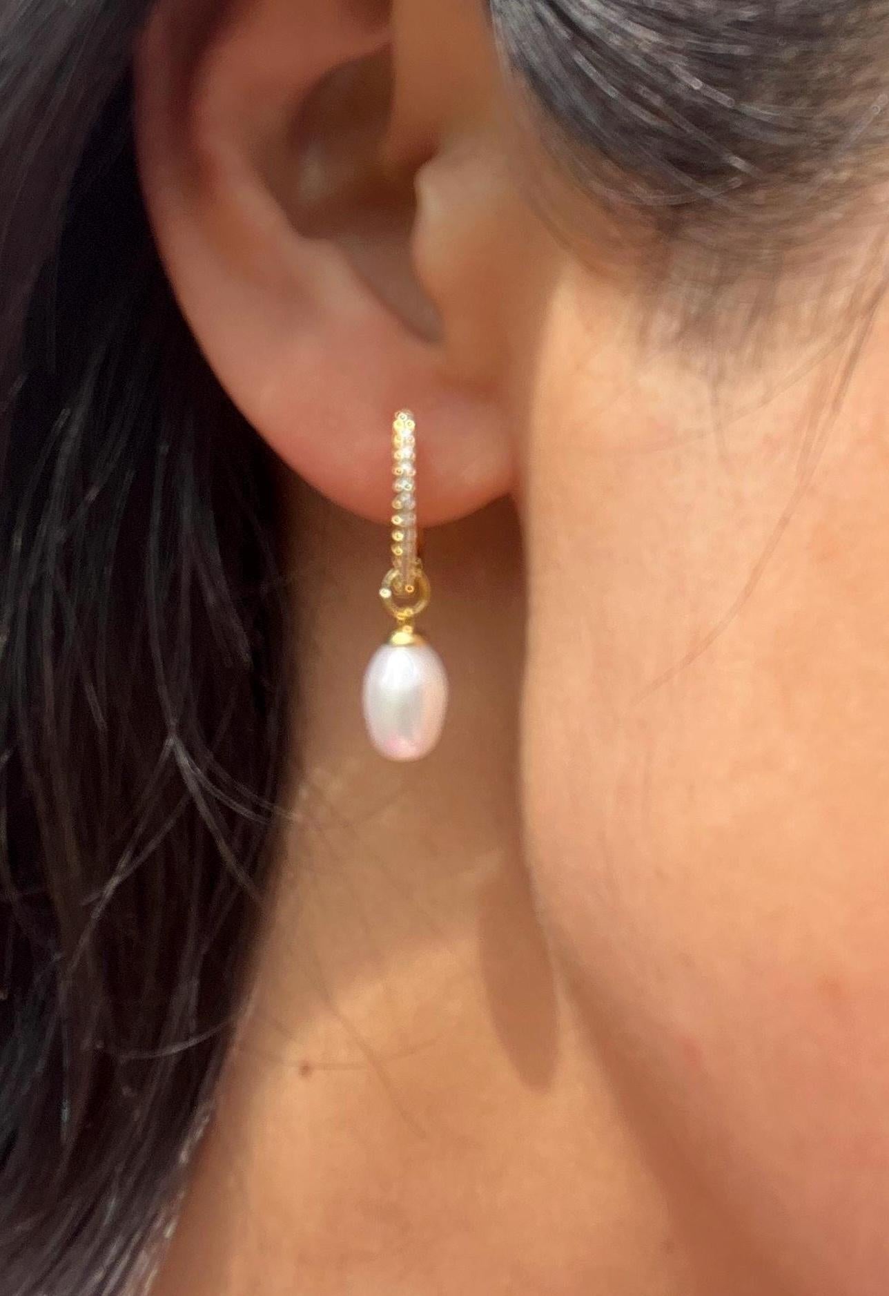 Gold Hoop Earrings with teardrop-shaped Freshwater Pearl Drop