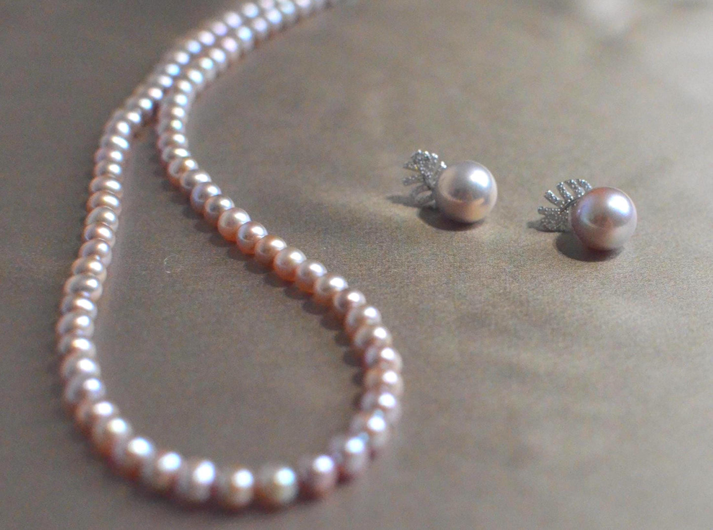 Champagne Rose Pearl earrings