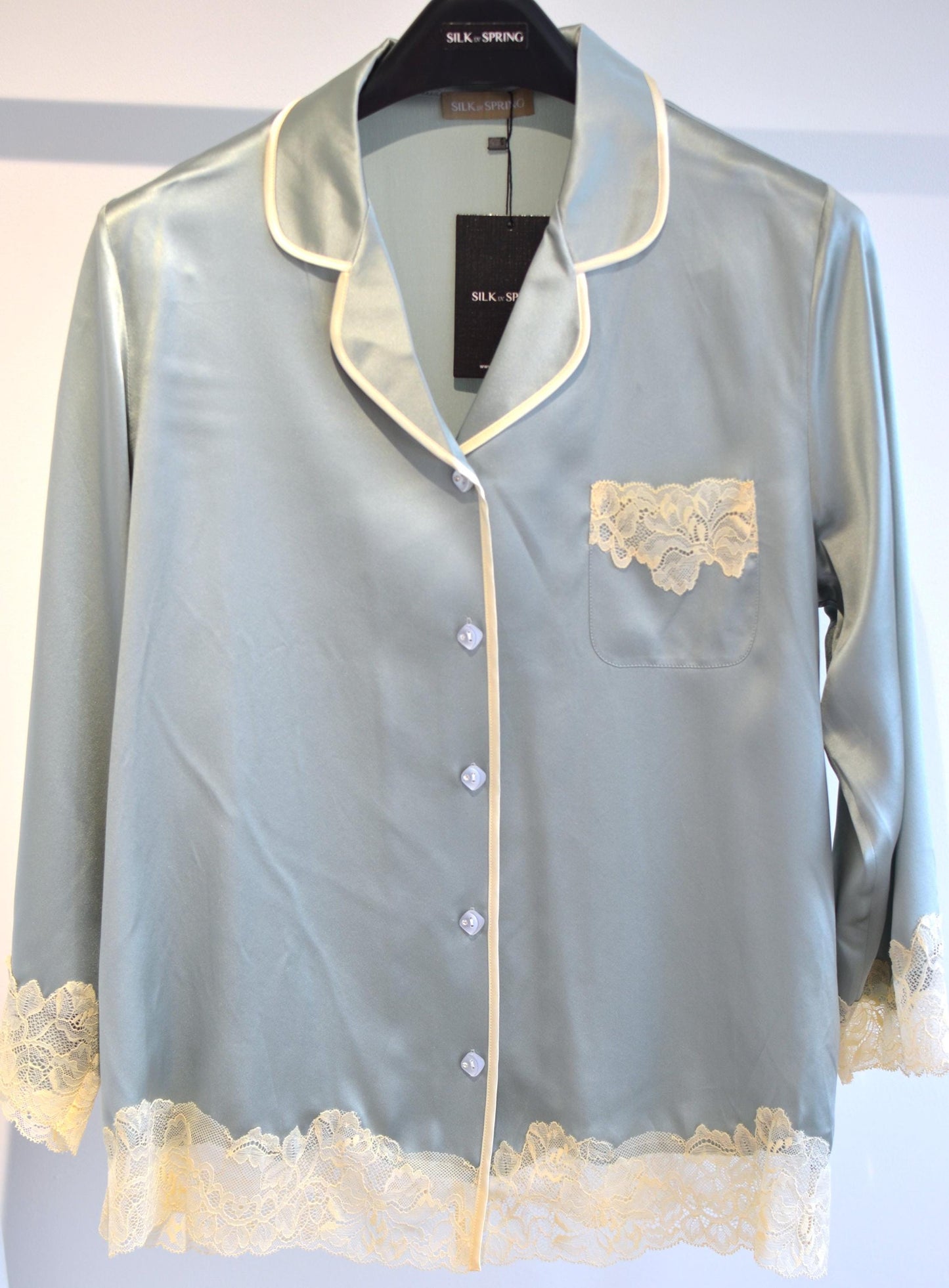 Mulberry Silk Pajama Set with Lace: 6A Grade Silk, Three-Quarter Sleeves