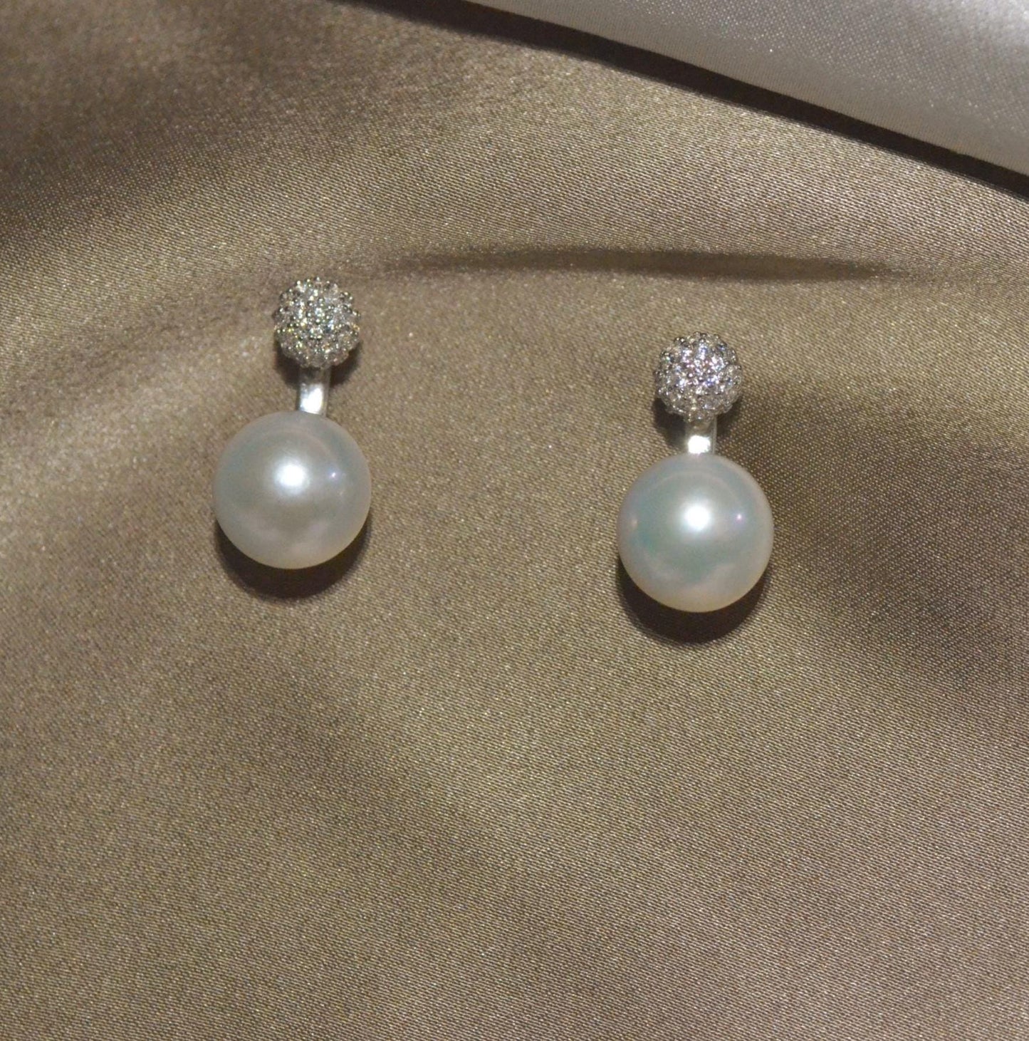 Freshwater Double Pearl Stud Earrings
