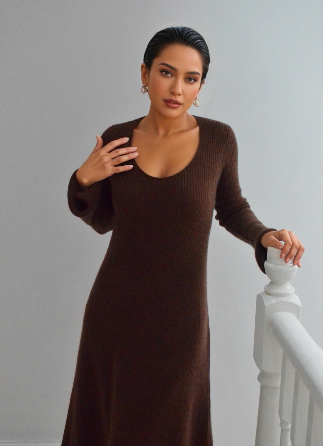 Cashmere & Wool Ribbed Knit  above ankle  Dress – Chestnut Brown
