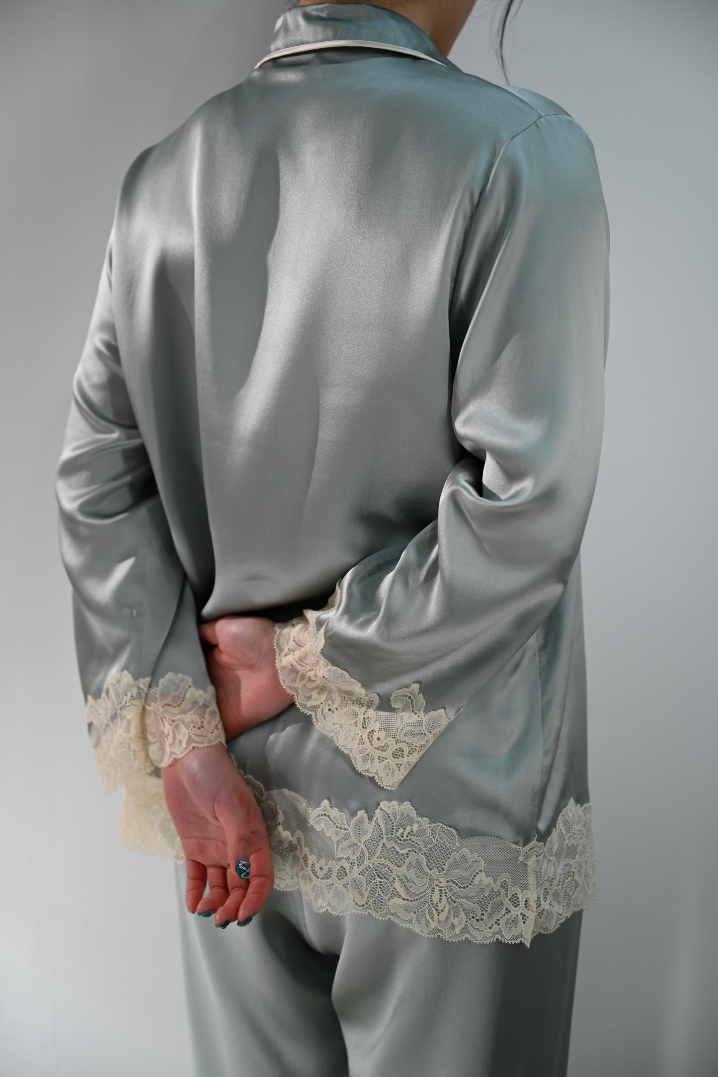 Mulberry Silk Pajama Set with Lace: 6A Grade Silk, Three-Quarter Sleeves