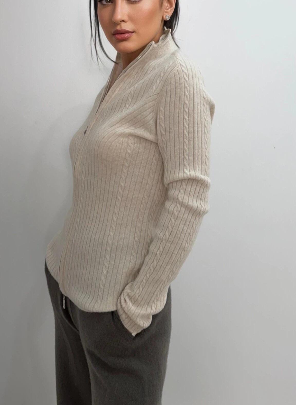 Women’s Pure Cashmere Cable Knit Zip Sweater – slim fit