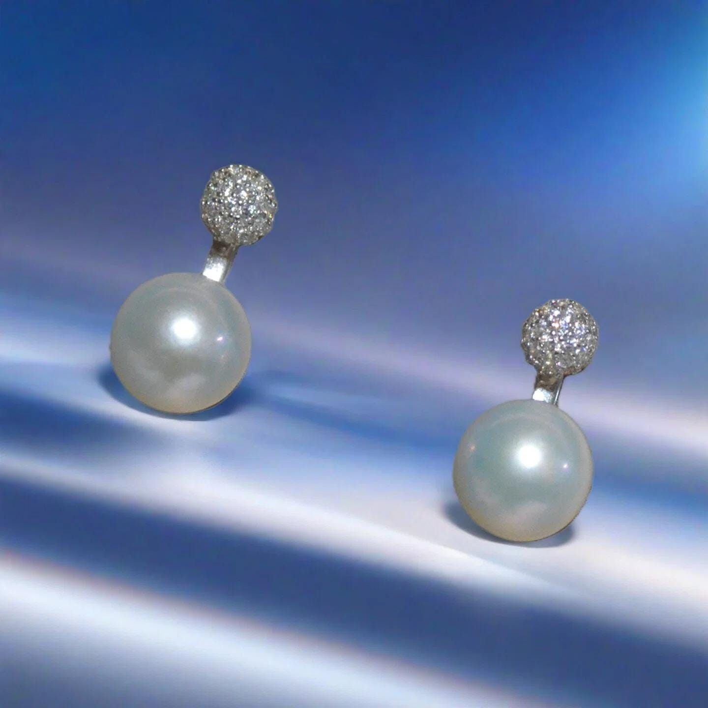 Freshwater Double Pearl Stud Earrings