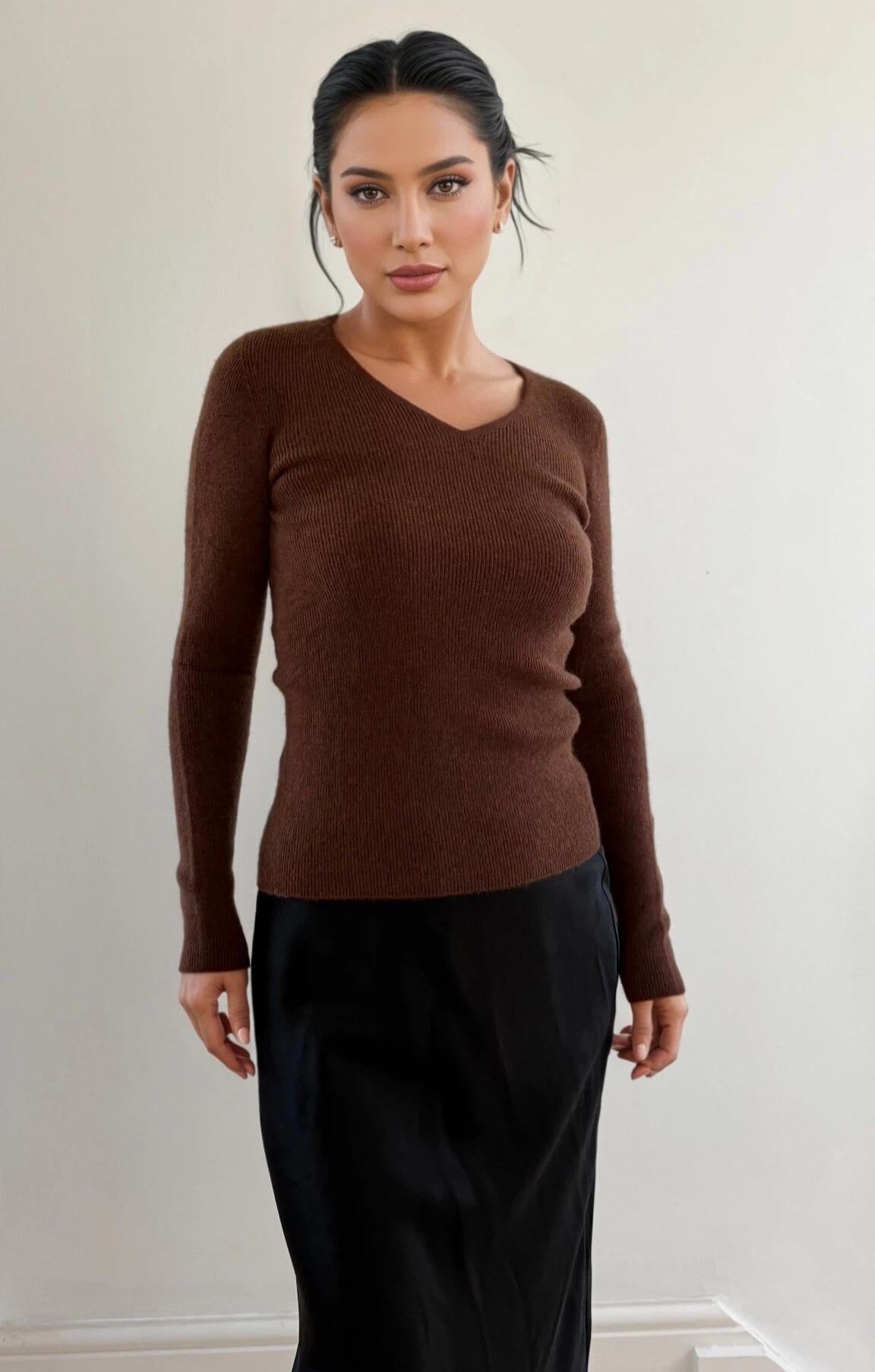 100% Pure Cashmere Slim-Fit Vneck Layering Sweater