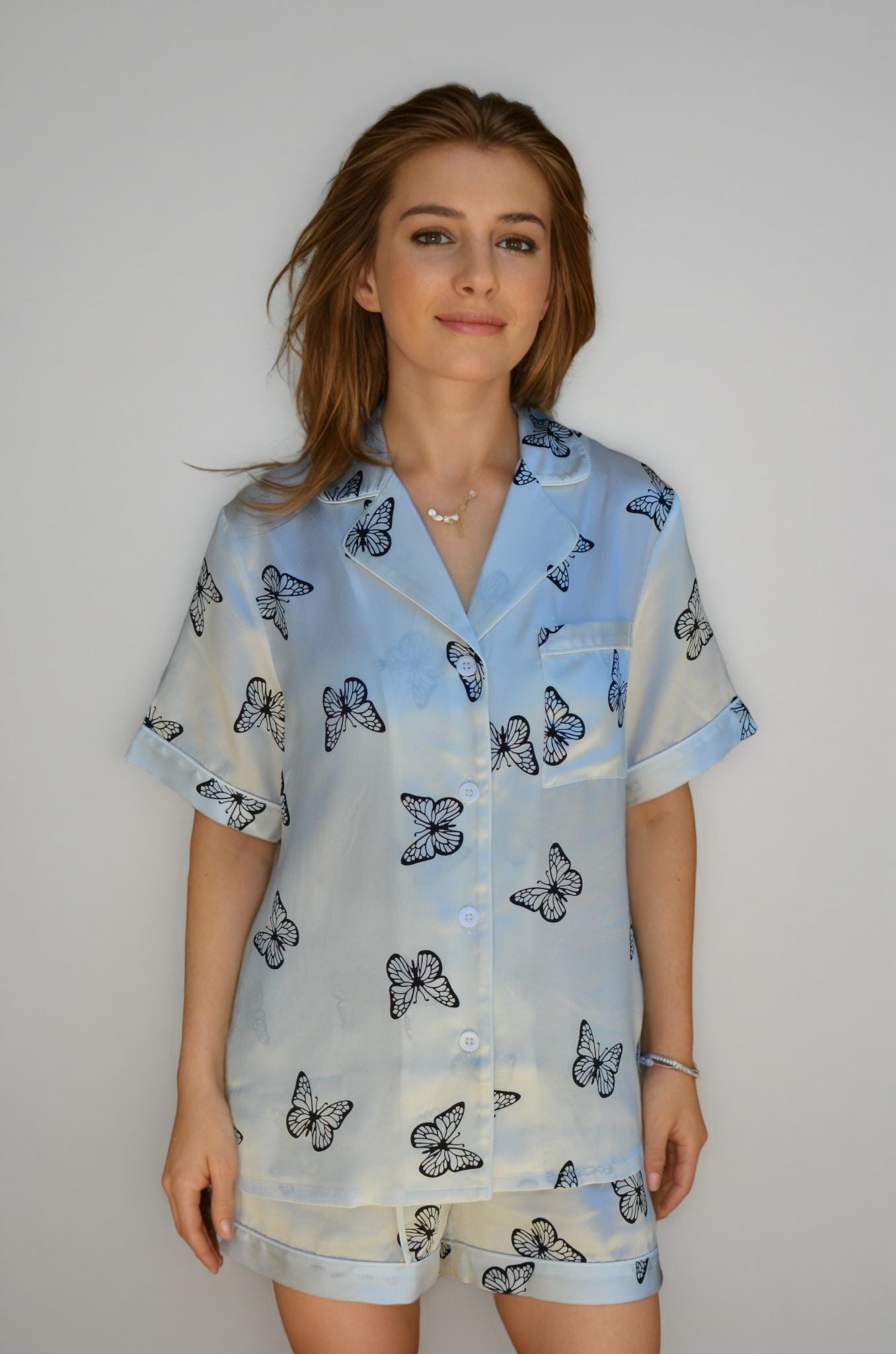 Mulberry Silk Pajama Set: Butterfly Print Loungewear