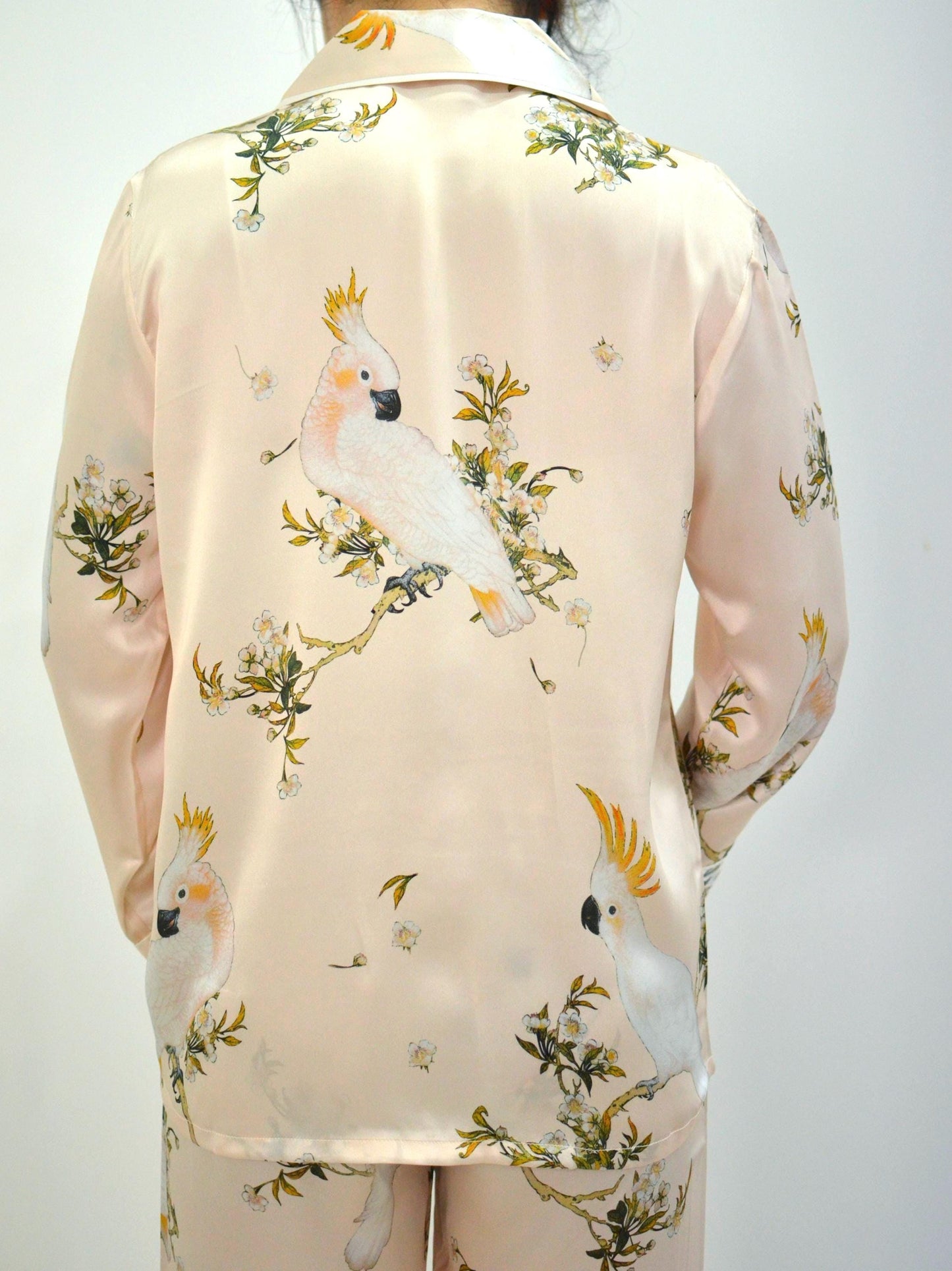 19momme  6A Grade Finest Mulberry silk Pyjamas Two piece Set. Floral design