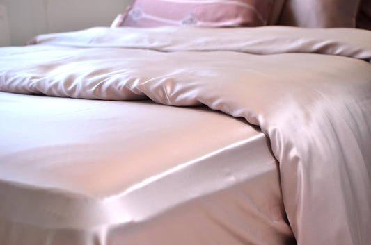 Grade 6A Mulberry Silk 19momme Customized Luxury Silk Fitted sheet or flat Sheets