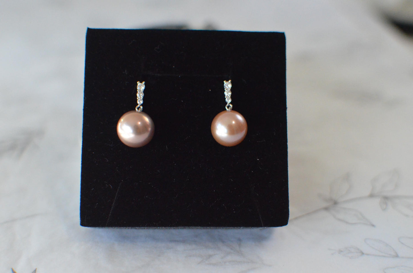 Freshwater purple pink  Pearl Stud Earringswith Crystal Accents