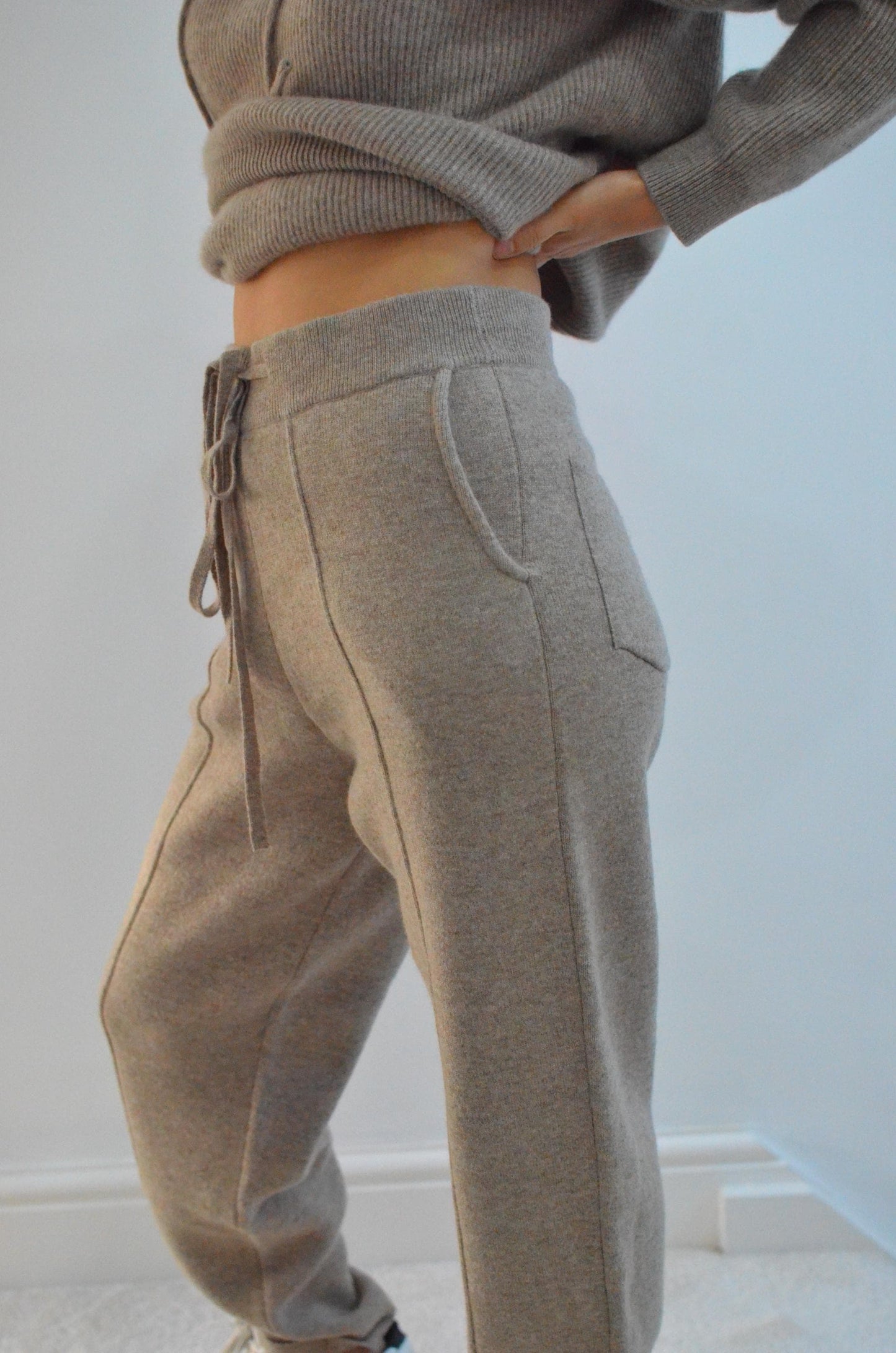 Luxury cashmere and wool blend  jogger pants for outdoor or relaxed use extra thick