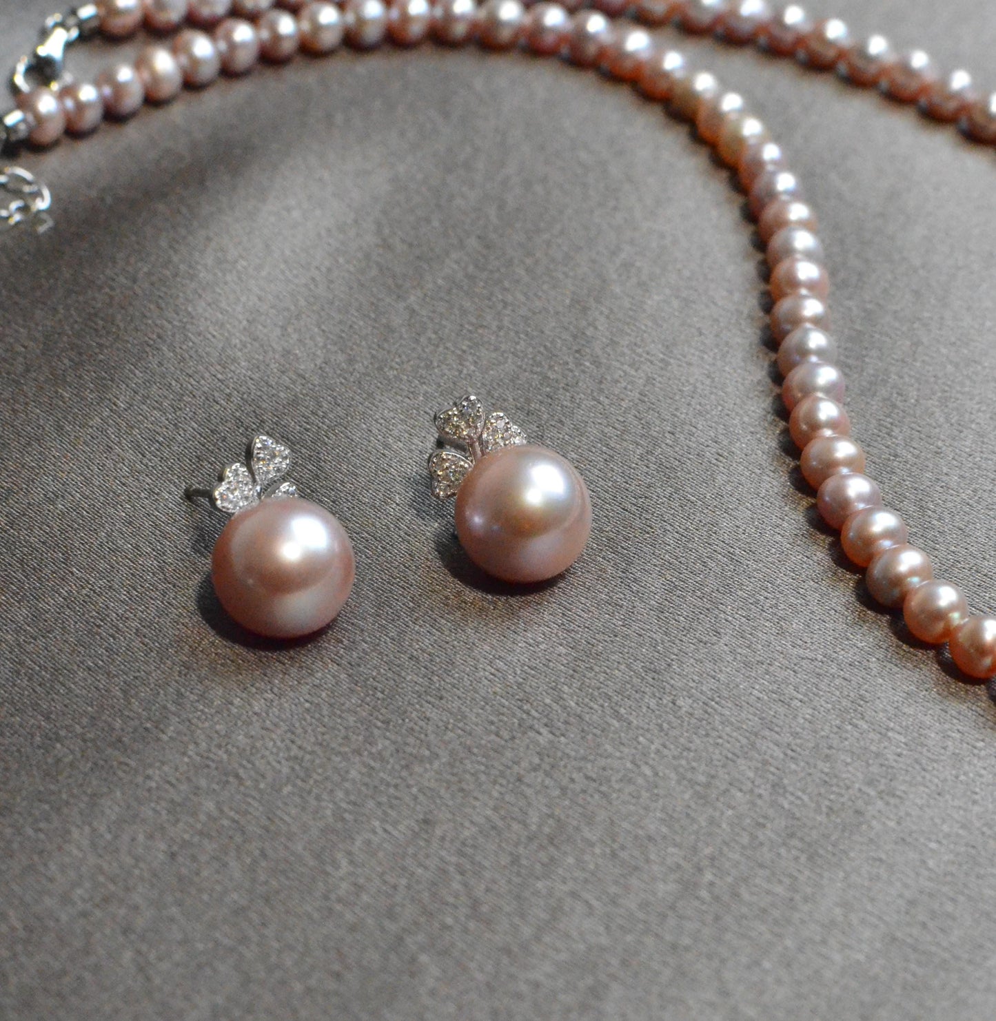Champagne Pink Pearl earrings