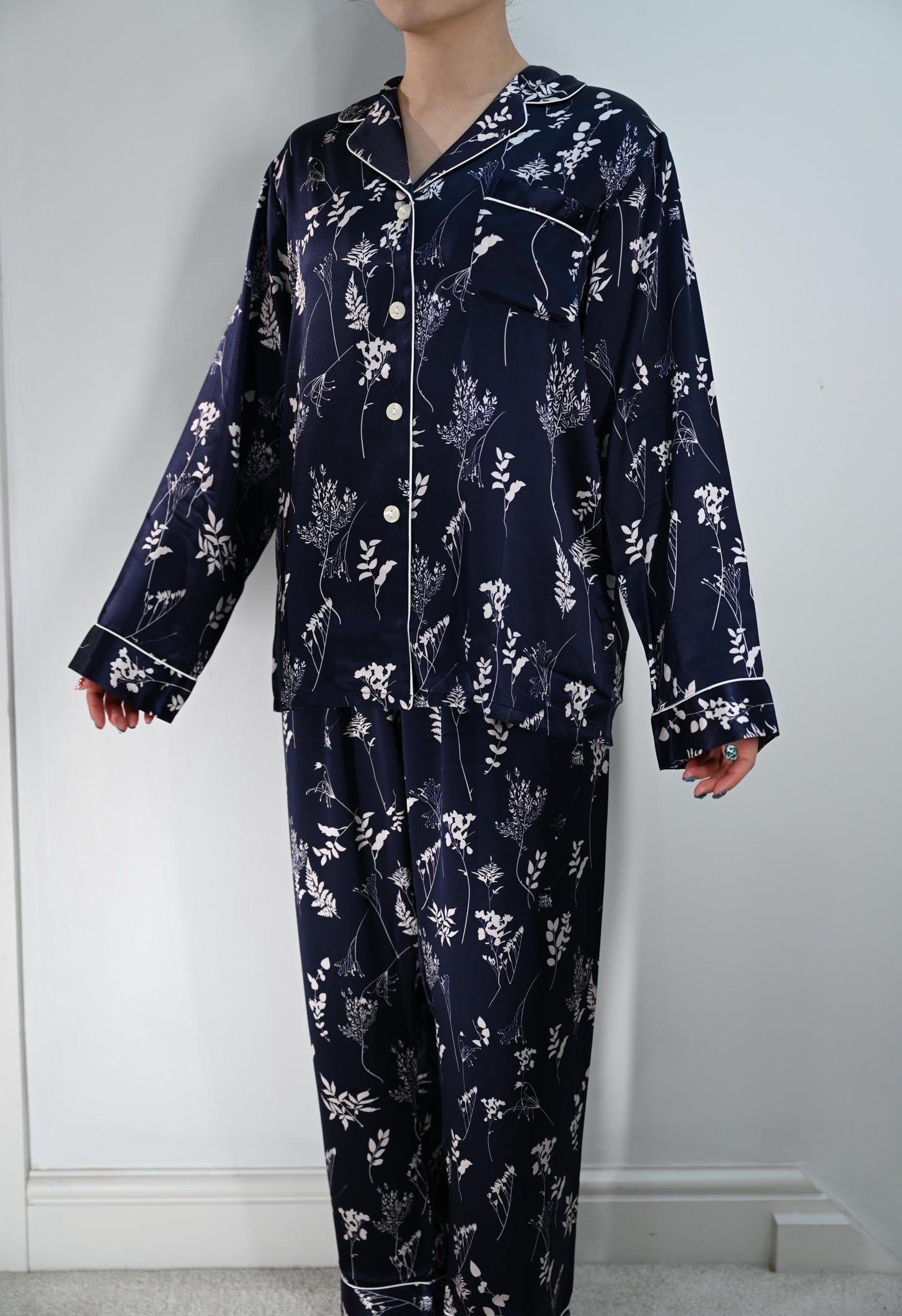 Mulberry Silk Pajamas Set: Floral Print, 6A Grade Silk Nightwear