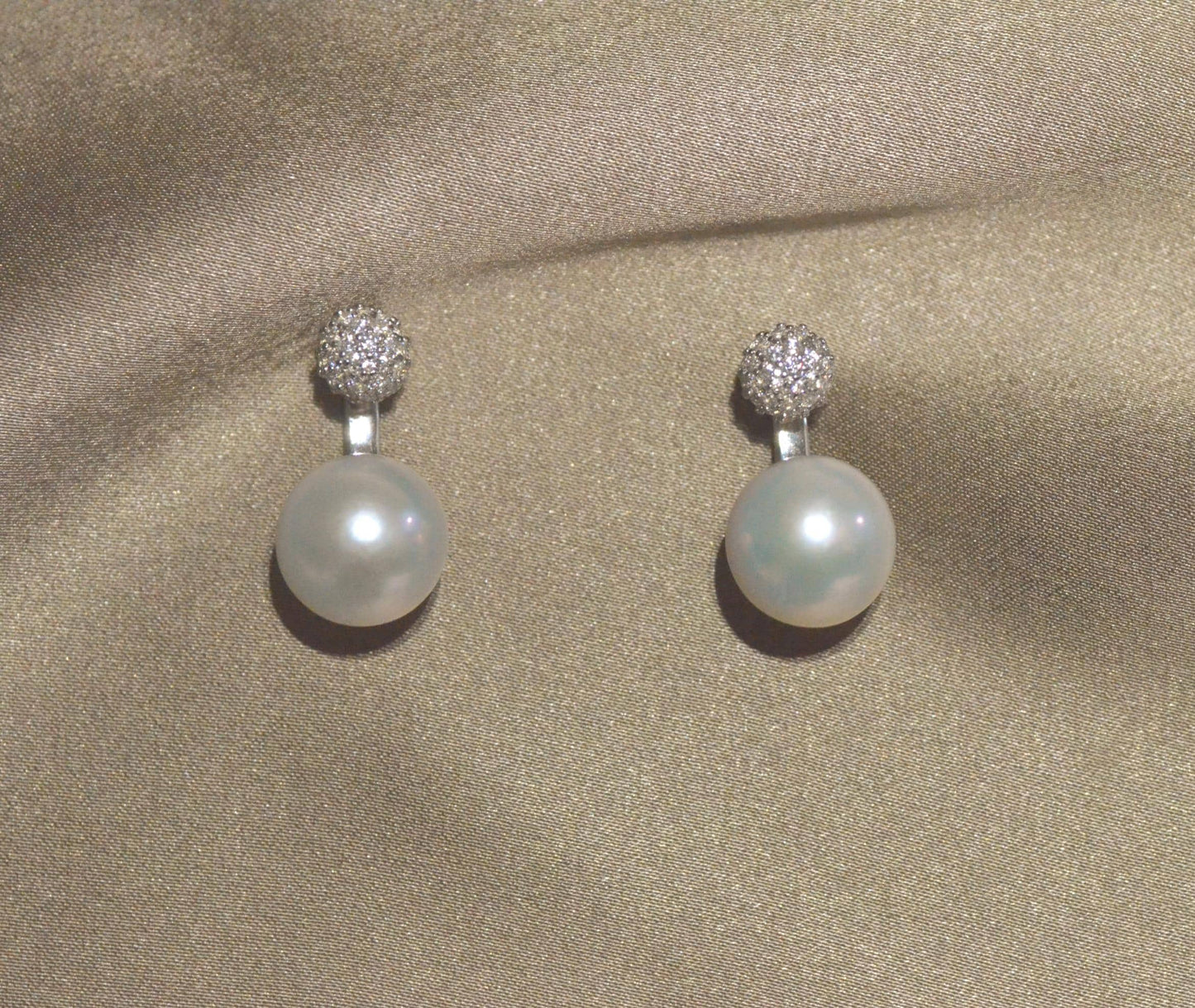 Freshwater Double Pearl Stud Earrings