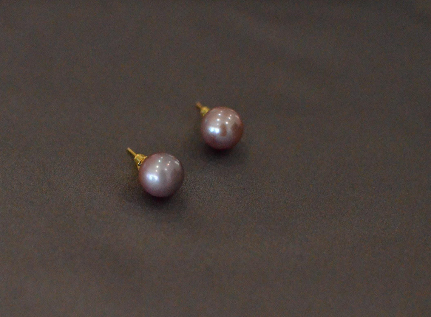 Round Freshwater purple pink  Pearl Stud Earrings