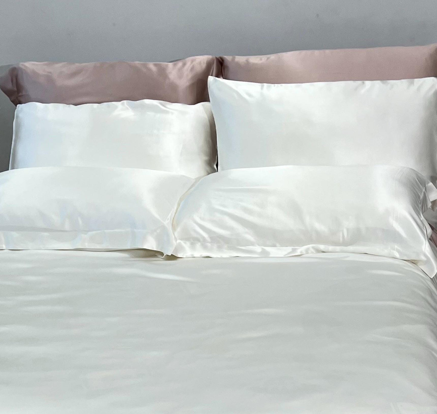 Two pieces Luxury Mulberry Silk Pillowcases Set 6A Grade 19momme