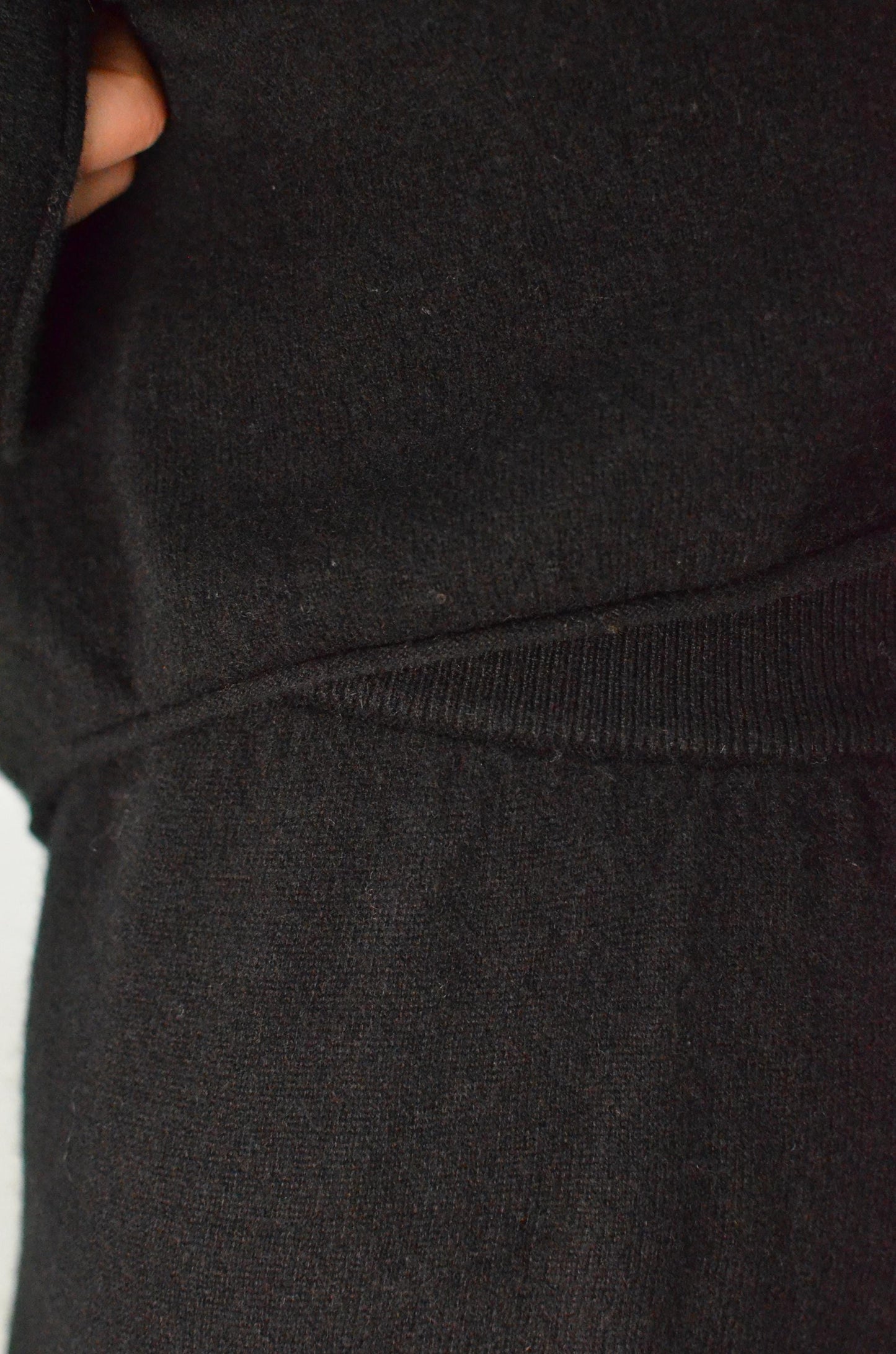 100% Cashmere Sweater and Trousers Set: Women's Loungewear
