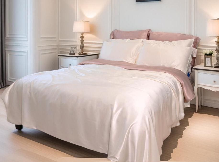 Grade 6A Mulberry silk 30 momme Customized Luxury Pure silk Duvet Cover