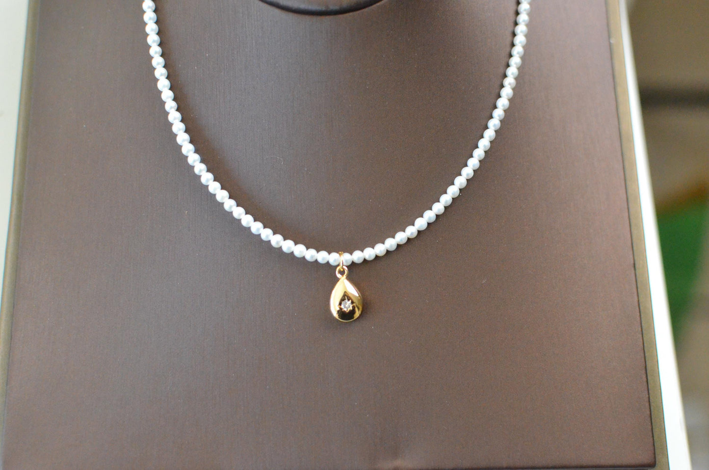 Classic 3mm freshwater Pearl Necklac with 925 Silver Gold-Plated Heart Charm