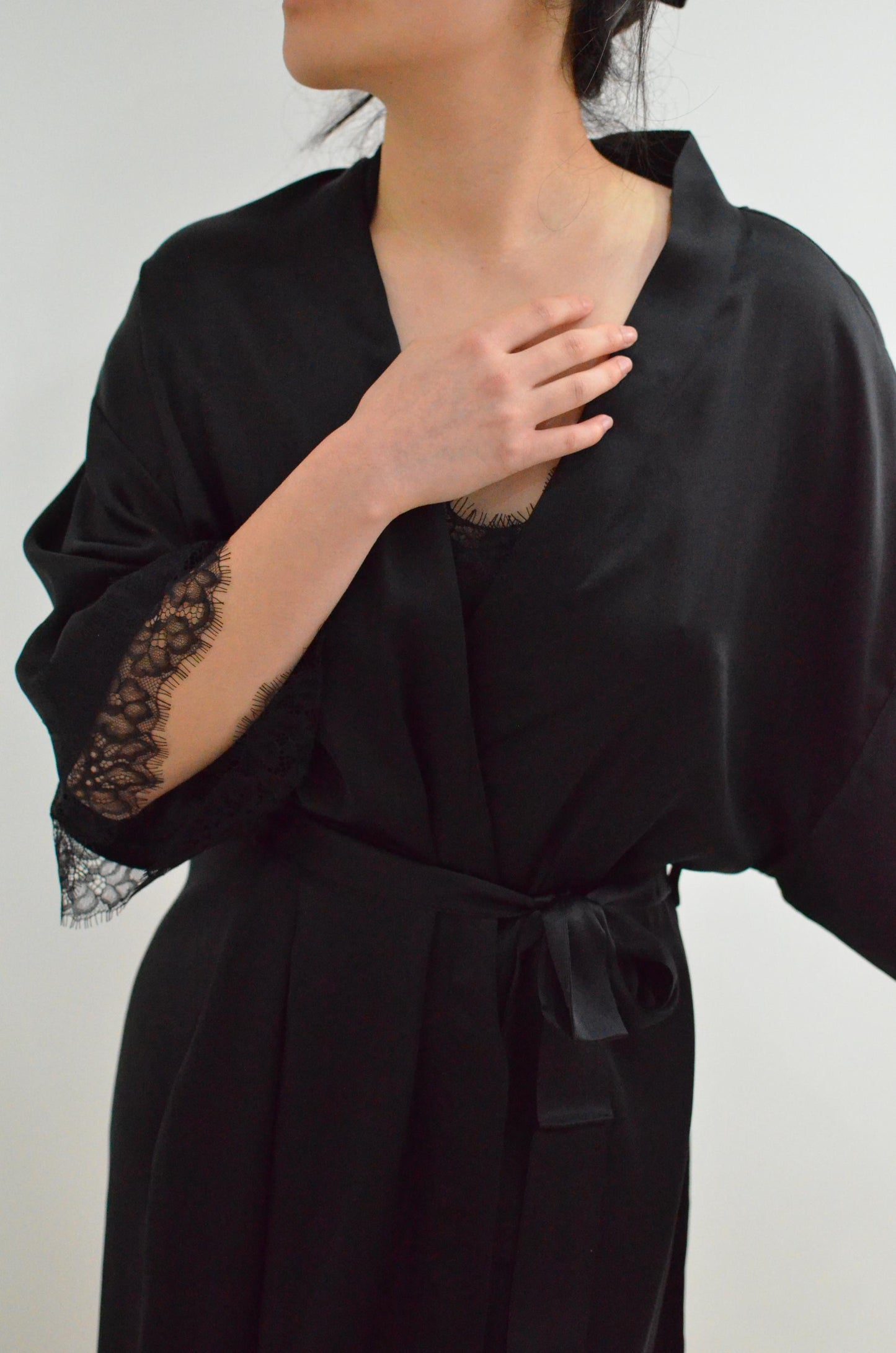 6A Grade mulberry Silk Lace Trimmed black Nightdress& Dressing Gown Set 2Pcs 19momme silk