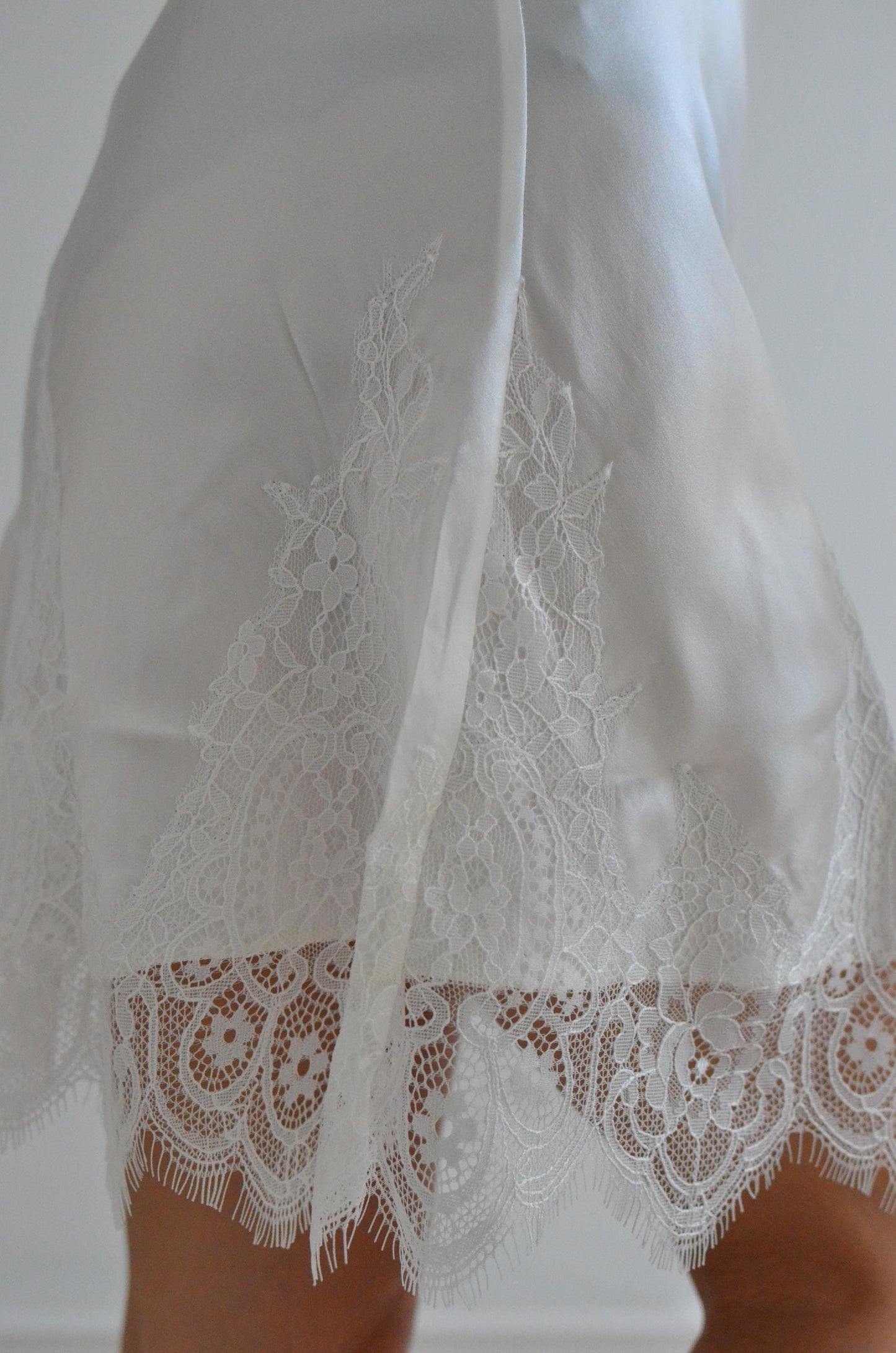 Champagne Silk Camisole with Nude Lace Trim 16Momme Mulberry Silk, V neck  cami dress , White black silk cami with  lace trim skirt