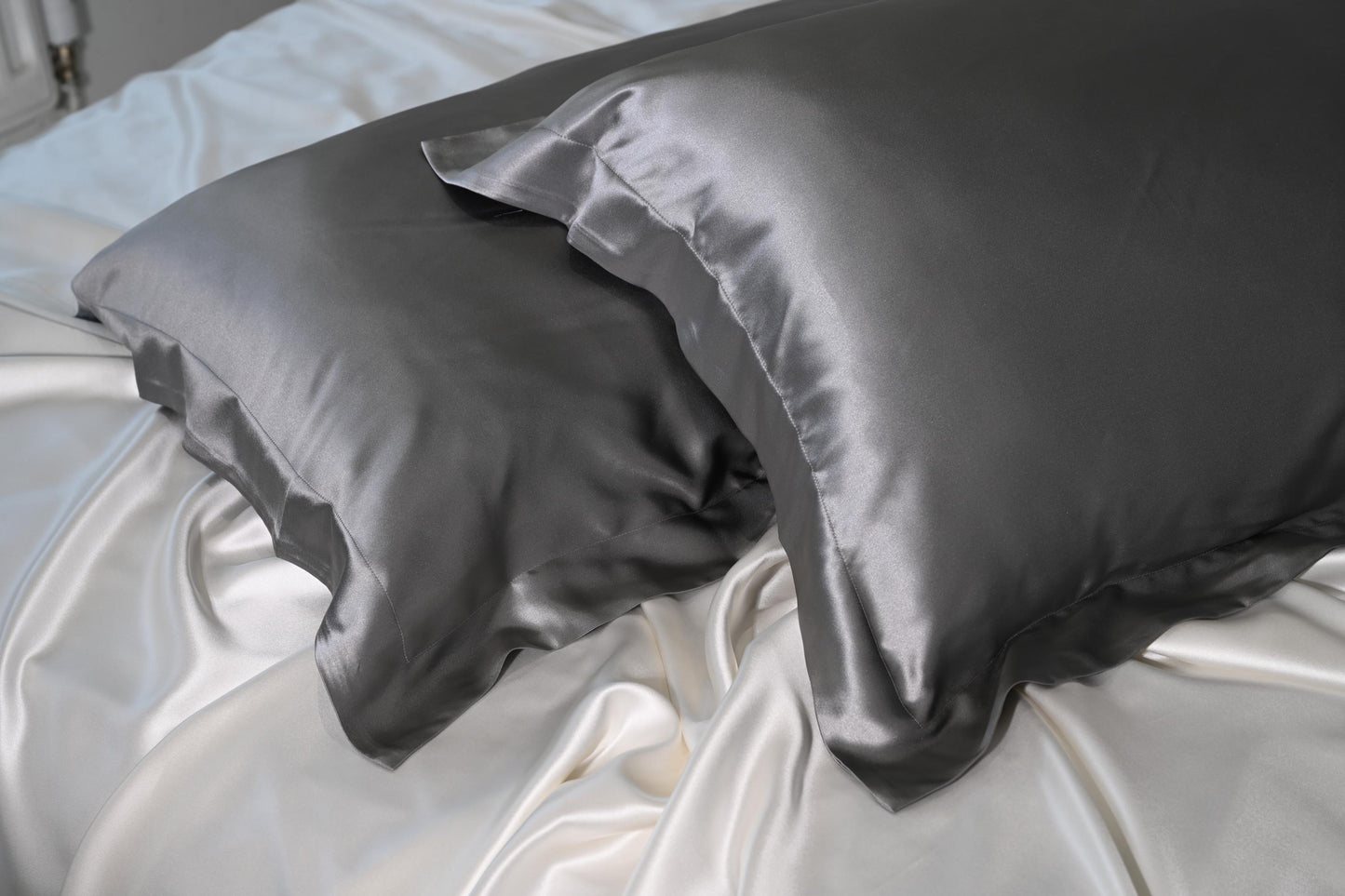 Two pieces Luxury Mulberry Silk Pillowcases Set 6A Grade 19momme
