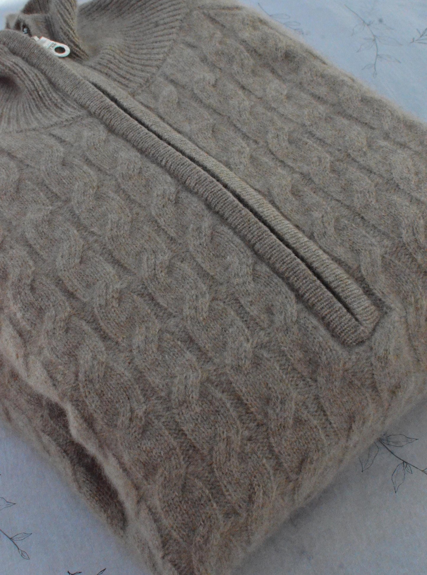 Cable-Knit Half-Zip Cashmere Wool Sweater Timeless Elegance and Cozy Comfort loose fit