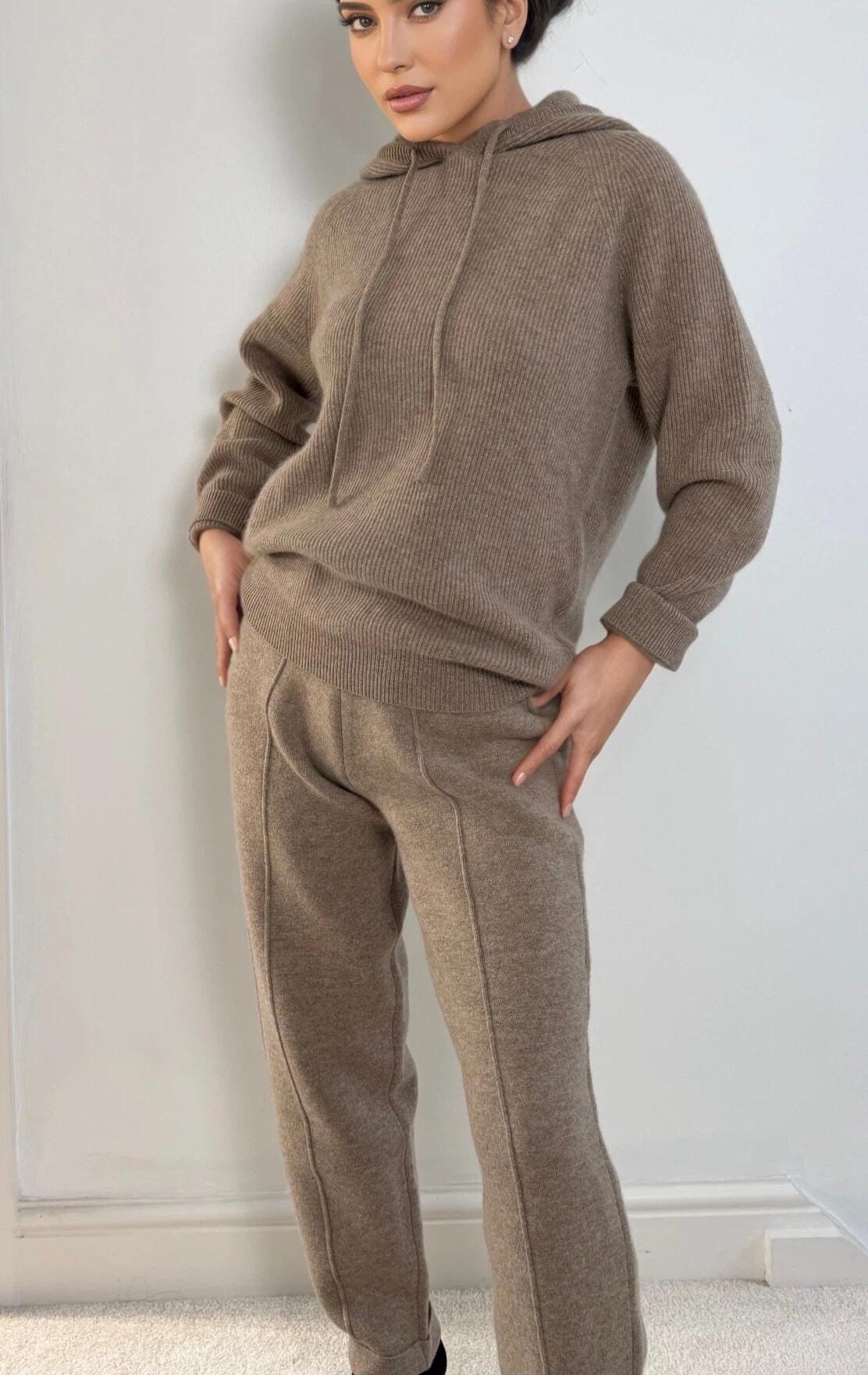 Luxury cashmere and wool blend  jogger pants for outdoor or relaxed use extra thick