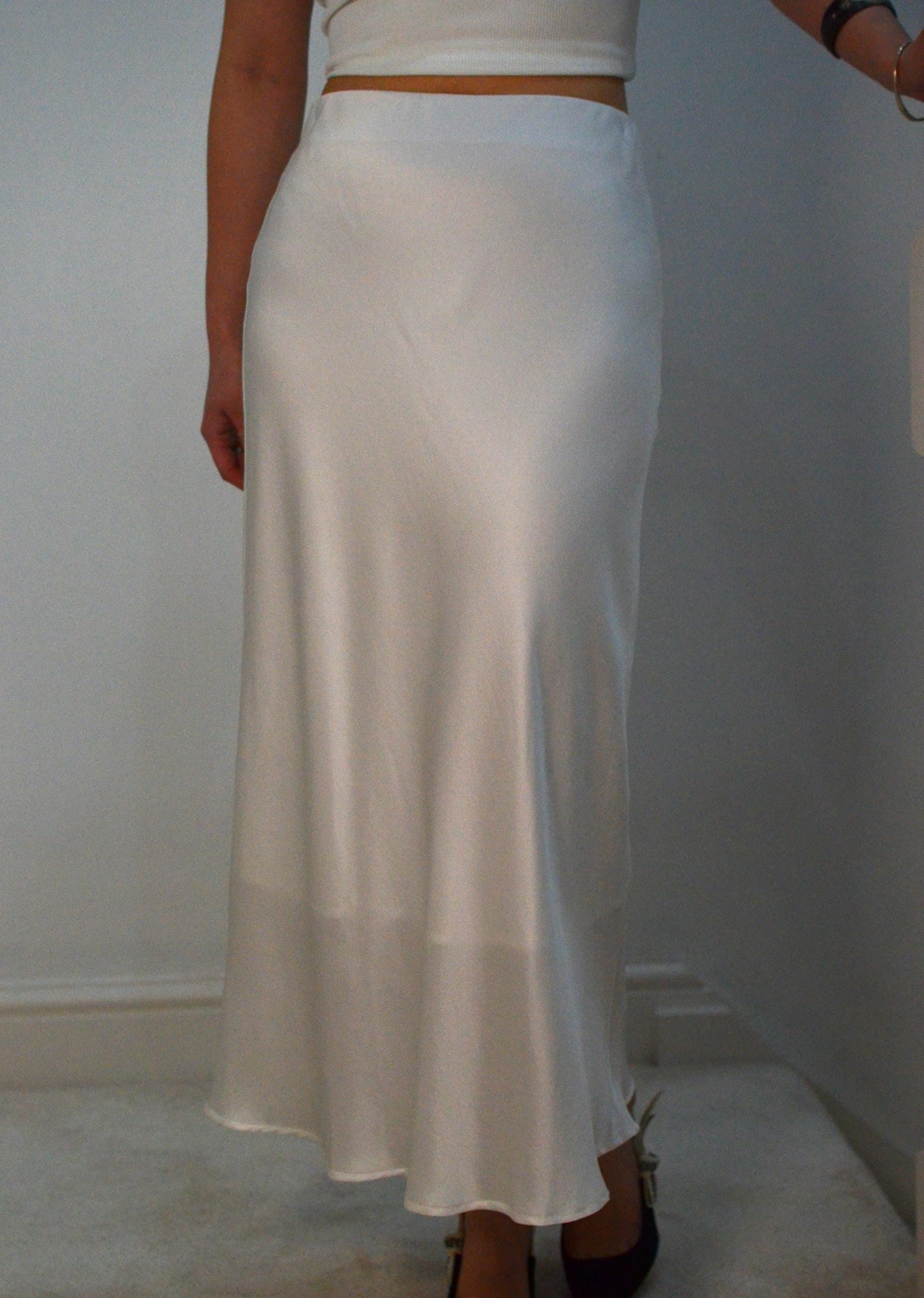 22 Momme Mulberry Silk Midi Skirt - High Waist 6A Grade