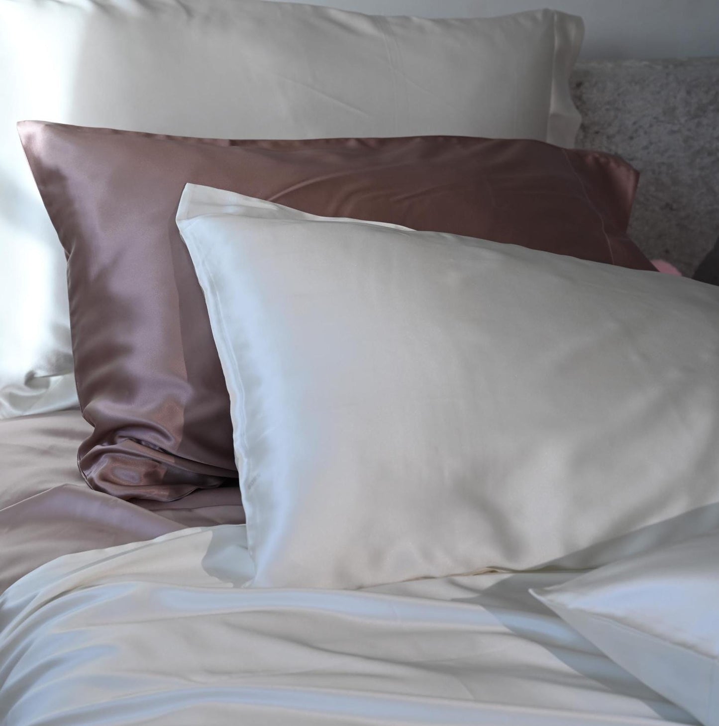 Two pieces Luxury Mulberry Silk Pillowcases Set 6A Grade 19momme